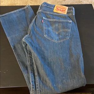 Men’s Levi jeans